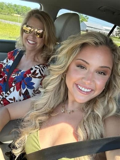 From jazz gigs to country stages, watching you shine has been my life’s best melody. Love you forever, Alexandra. 🌟❤️ #MomLife #AlexandraKay #music #love #workout