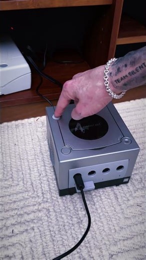 Leon’s nightmare on GameCube. RE2 still hits. Requiem next year. #residentevil #re2 #gamecube