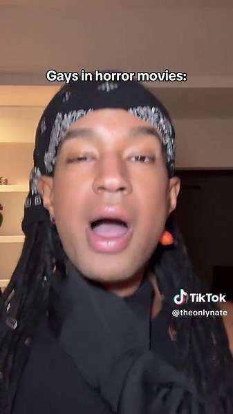 Slay, queen 💅🔪🩸 Part 2? 😏🤭 #scream #horrormovie #scarymovie #comedy #fyp