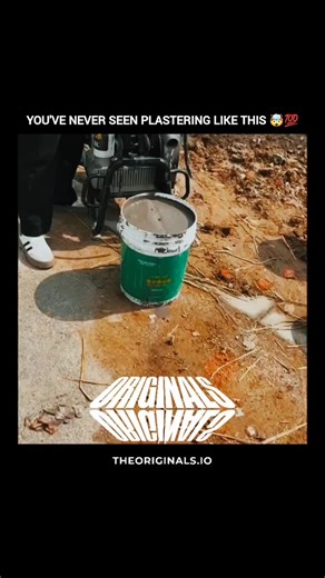 China just took construction speed to a whole new level 🚀 This plaster gun machine turns hours of work into seconds—just aim, press, and the wall transforms instantly. The smooth finish, the power, the precision… it feels like watching the future being built right in front of you. No buckets, no slow manual spreading. Just clean, fast, satisfying results that make traditional plastering look ancient. Innovation like this shows how quickly the industry is evolving 👀 . . Follow @memedoggs for mo