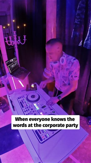 DJ Nick Nystrom | This Is a Masterclass in DJ Programming 👀🎧 One of my favorite technical moments from the Flynn Wright event — and a perfect example of... | Instagram
