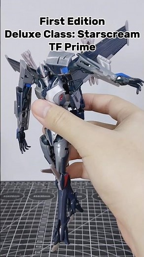 [First Edition] Deluxe Class: Starscream Transformers Prime #transformers #transformersprime
