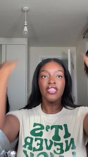 Charlotte Tilbury Airbrush Flawless Blur Concealer Review