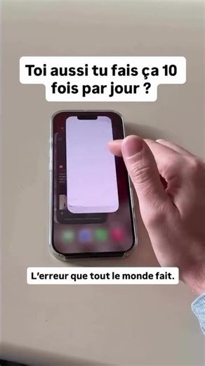 ❌STOP ! Tu fais cette erreur tous les jours sur ton iPhone… et ça ne sert à RIEN ! 😱 #iPhone #apple