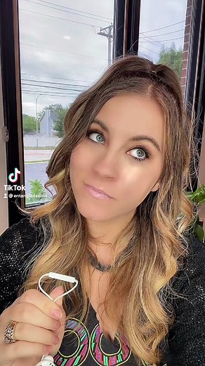 #mermaids #merpeople #mermaidtheory #aquaticapehypothesis #aquatichumanoids #mermaidtiktok #mermaidtok #MakeASplash