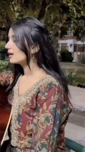🎀✨ on Instagram: "Jeena Mahal 💗 . #hindisongs #hindimusic #coversong #unplugged #reels #reverb #lyrical #trendingnow #trending #trendingaudio #trendingsongs #instadaily #instagood #instagram #foryou #forlove #femaleversion #explorepage #explore #exploremore"