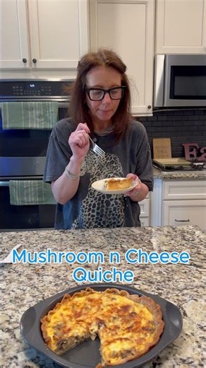 Easy Mushroom n Cheese Quiche 🧀🥚 #QuickMeals #ourfamilytableco