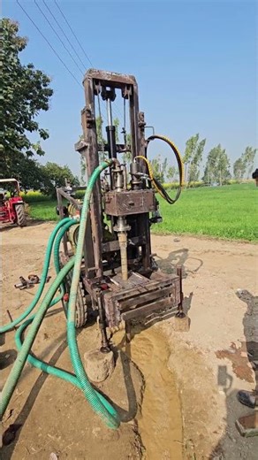 Reliable borewell solution, Mini Mechanical Water Rotary Submersible Borewell Machine #drilingrig