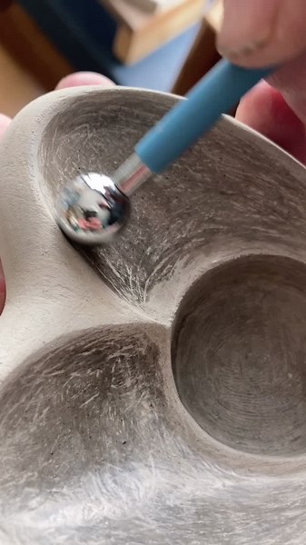 Burnishing Clay Techniques for Sculptors