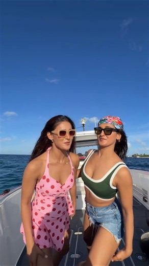 #sisters #sistersdance #shakti #shaktimohan #mukti #muktimohan #dance#bollywoodsongs #bollywoodmusic