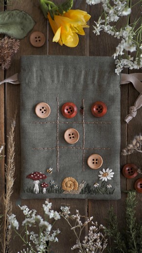 Humblebee Atelier on Instagram: "The cutest way to play tic-tac-toe 🐌 Make your own playable keepsake 🪡 (Link to pattern in my bio) beginner friendly EMBROIDERY PATTERN STICKEN BESTICKT HANDMADE WALDKINDERGARTEN NATURKIND #handmadegifts #handembroidery #embroiderypattern #dmcembroidery"