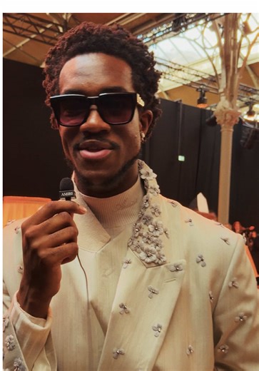 Friends of the house enjoy the front row of the AMIRI Autumn-Winter 2026 Runway show with The Cobrasnake. #AMIRI