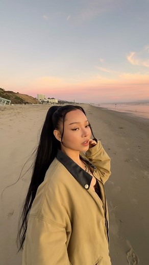 Bella Poarch on Instagram: "Wait for it🤭"