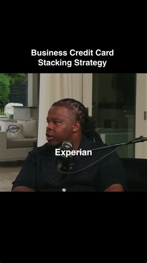 @Dariusbenders explaining business credit card stacking strategy 🔥💰