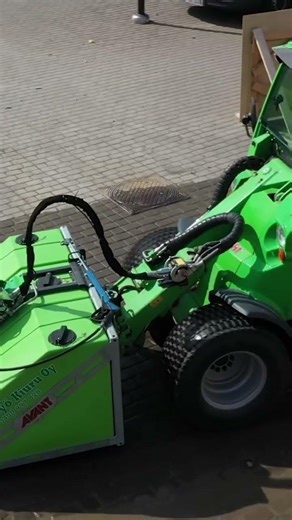 AVANT's Most Multifunctional Loader