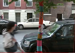 A yarn bomb in Hell's Kitchen [VIDEO]
