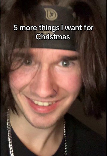 Is it tooooo much to ask for? 🥲 #uhidkuh #fyp #funnyvideos #greenscreen