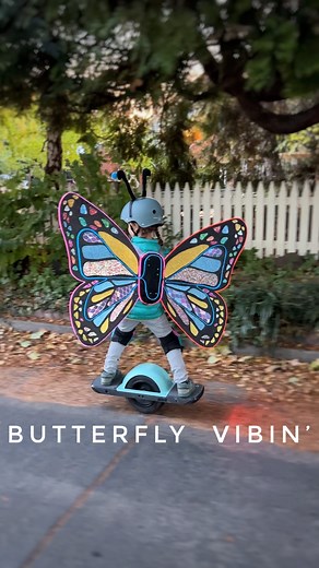 156K views · 3.5K reactions | She’s a vibe. 曆 [P.S. - D.I.Y. Butterfly wing tutorial dropping this weekend!] | Chasing Sage | Facebook