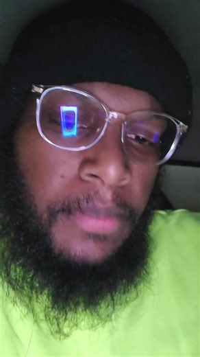 Sometimes when officers are at risk they can show restraint. #blacklivesmattter #police #walmart #cantonohio #fyp