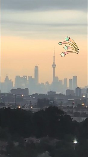 Beautiful CN Tower & Canada Travel 🇨🇦🏙️ #Shorts #canada