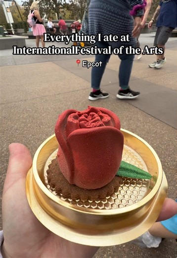 Everything I ate at EPCOT 🎨 International Festival of the Arts 2026 🍫 Enchanted Rose ☕ Pop Art Latte 🧁 Color Scheme Cake 🍋 Figment Imagination Lemonade 🍿 Popcorn, popcorn chicken & waffles 🥧 Deconstructed key lime pie 🎂 Liquid nitrogen Minnie cake pop Portion sizes presentation felt solid for Disney prices, especially for a festival day. Festival runs through Feb 23, then Flower & Garden starts in March. 👉 Follow for more Central Florida food Disney finds #epcot #festivalofthearts #disne