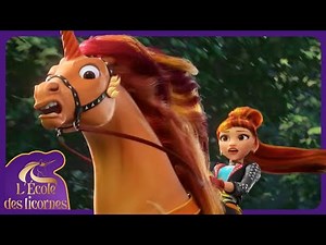 Val et Cinder profitent de la magie noire | L'École des Licornes | Dessins animés pour enfants