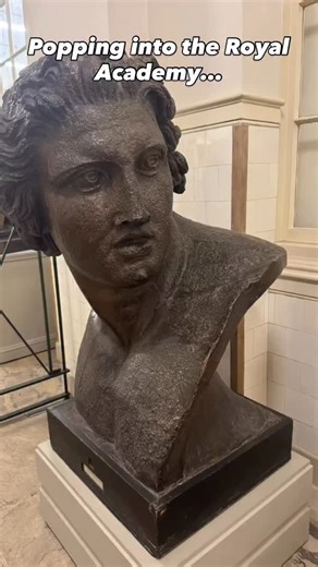 And there was a fantastic talk by Marc Meltonville too! Both talks blended archaeology, history & brilliant experimental archaeology: Out of the Patera and into the Fire: Libum in the Roman Archaeological Record by Farrell Monaco @tavolamediterranea Reconstructing a Tudor Brewery: Making 16th-century Beer by Marc Meltonville | Alice Roberts