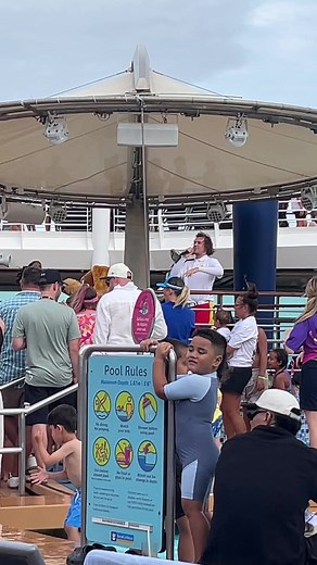 The Wiggles Perform on Voyager of the Seas