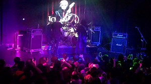 喜欢曼森的DNA都动没！五爷john 5 2017 6年前来华现场！_哔哩哔哩_bilibili