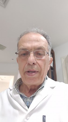 Understanding Lab Coat Significance in Science