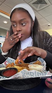 267K views · 10K reactions | Food was questionable, but the service was a 10/10☺️藍 #viral #foodreview | Aerianna Hubbard | Facebook