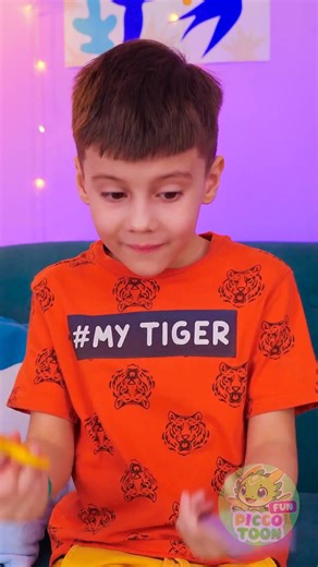 Scissors! ✂️ Learn How To Hold & Cut Safely The Right Way! 🤓✨