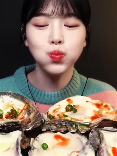 35K views · 830 reactions | Enjoy Mukbang ASM with me Boki #bokimukbang #boki #reel #reels #reelsfb #food | AnimalLover1 | Facebook