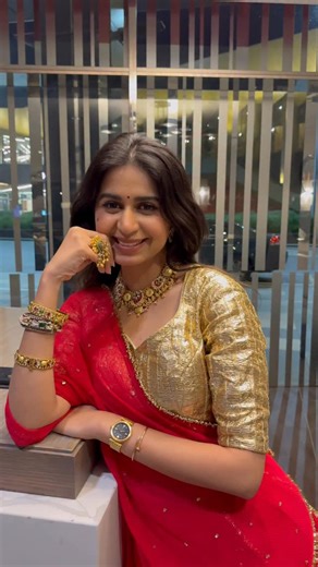 anjanase on Instagram: "Happy new year to all AnjanaSe fam ✨✨ Our favourite garba queen singer @thekinjaldave in AnjanaSe custom creation♥️💙 [ AnjanaSe, Anjana Bohra, Navratri , Chaniyacholi, Indian , Garba, USA, South Asian Weddings, South Asian Fashion, lehenga Choli, 2025, 2024, Trending., Reels] #anjanase #navratri #trendingreels #anjanabohra #chaniyacholi #lehenga #reels #navratri2025 #garba #navratri #jhamkoodi #usa #usashopping #onlineshopping #southasianweddings #2025 #boho #londongarba