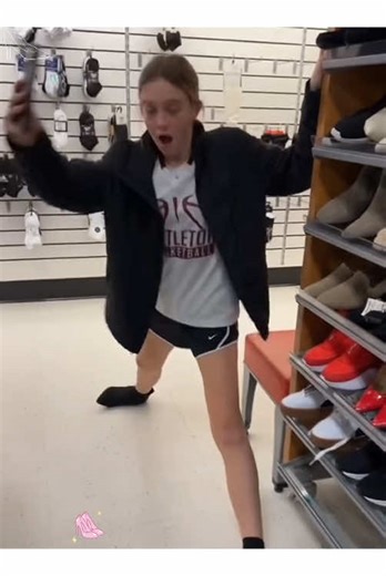 High heel fail🤣🤣#fail #funnyvideos #funny #Foryou #usa #haha | fail