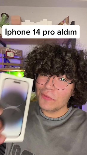 İphone 14 pro aldım🤩 Başka bir yere geçen hafta sipariş vermiştim ama bana ortalama 2 ay gibi bir süre verdiler öylesine gezmeye çıkmışken bi sorayım dedim burasıda var dedi 🥳 kısacası yok yere 2 tane 14 pro almış oldum😂 hayırlı olsun alırım🥰 #yararlıbilgiler #öğrenmekgüzeldir #denemek #yenibilgiler #bilgilendirici #iphone #iphone14pro