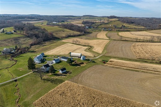 Living in the Mount Pleasant Township Neighborhood of Mount Pleasant, PA