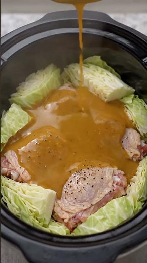 🍗🥬 Slow Cooker Chicken & Cabbage (4 Ingredients!)