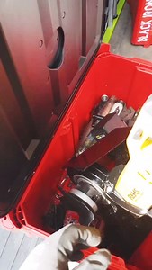 This is a favorite of mine for threading 💪🏼💯💰 REMS 530018 Akku-Amigo 22V hand threader set 1/2”-1” Same tool available on corded for a fraction of the price and also capable of threading up to 2”. Why choose something that’s not one of the big tool companies? On this case it’s because of quality. I know people that have owned the corded Amigo threader for 30 years. They make solid tools that are designed well and made to last. Buy one, cry once is the saying, right? #auneplumbing #plumbingto