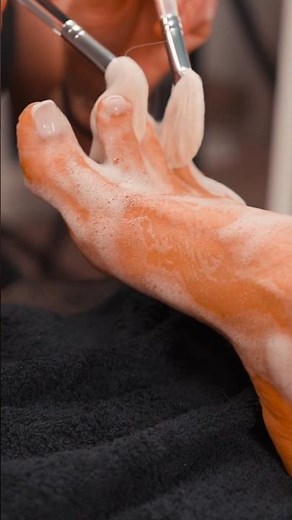 Feather Touch: Foam Brush Bliss ✨🦶 #sensoryspa #brushmassage
