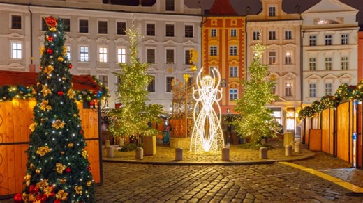 The Xmas market spot with festive stalls, ice rinks & €40 Ryanair flights