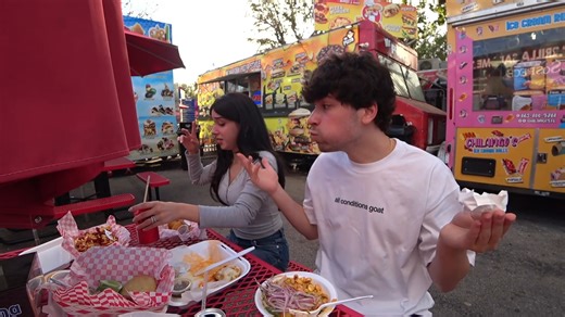 【George/录播】【生肉】EATING FOOD FROM ALL AROUND THE WORLD MUKBANG