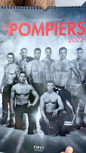 Remi on Instagram: "Identifie une personne qui veut le calendrier des pompiers 2022 !! #pompier #firefighter #uniform #glam #photoshoot"