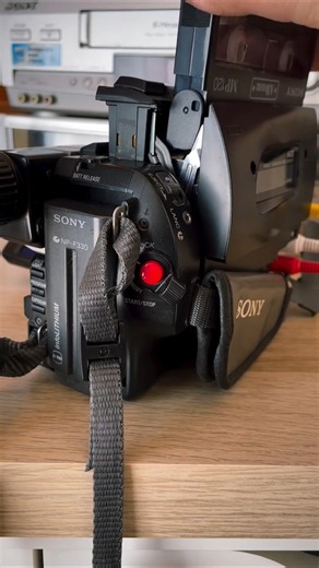 Sony VHS Camera 📸 ............... #sony #vintage #vhs #camera #shorts