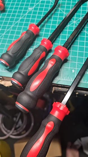 not sure why these were unavailable they work well and don't fold under pressure unlink some tools here. #tools #tool #diy #pry