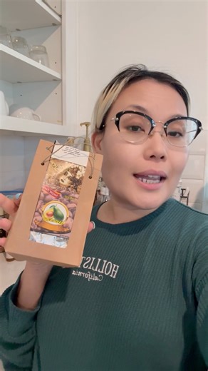 Come try Kopi Luwak (Civet Coffee) with me — straight from Indonesia! Light aroma, smooth taste, rich vibes. Have anyone try this? Sap der, let’s get fancy! 😆☕✨ Ma der! ມາຊິມ​ກາເຟ Kopi Luwak (Civet Coffee) ກັບຂ້ອຍແນ່ — ສົ່ງຕົງຈາກອິນໂດເນເຊຍ! ກິ່ນອ່ອນໆ ລົດຊາດນຸ່ມລື່ນ ຄວາມຮູ້ສຶກຫຼູຫຼາ. “ຊັບເດີ” ມາໂສກກັນໃຫ້ fancy! 😆☕✨ ມາເດ! #coffeetime #indonesiacoffee #DeliciousDrinks #coffeelover #coffeeaddict #coffee #trendingreel #trendingreelsvideo #trendingpost | Som Souk