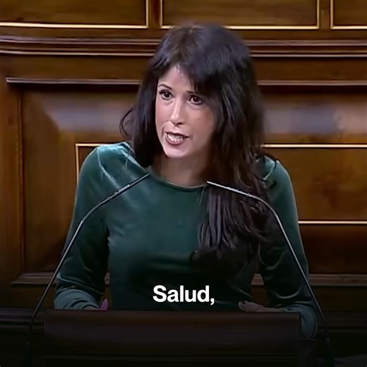 Hoy el Gobierno vota la ley de multireincidencia con Junts, PP y VOX protegiendo a los multireincidentes poderosos, como el clan Ayuso, mientras que ataca a los más vulnerables, demostrando, otra vez, que así no se frena a la derecha y la extrema derecha. 🎥 Martina Velarde | Podemos