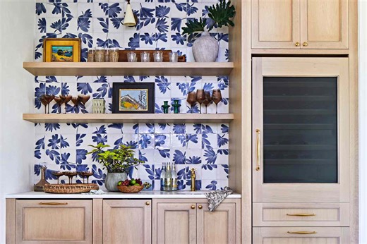 Why A Friends' Entrance Is A Must-Have In A Southern Home