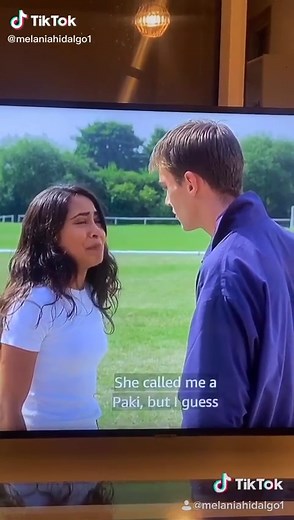 Bend It Like Beckham: Jess and Joe Kiss Scene Analysis