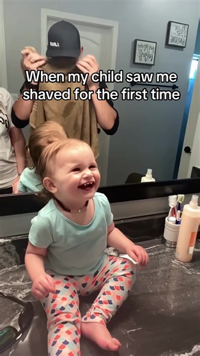 When my child saw me shaved for the first time#beard #shave #usa #shortfilm #funny
